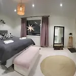 Villaapaja